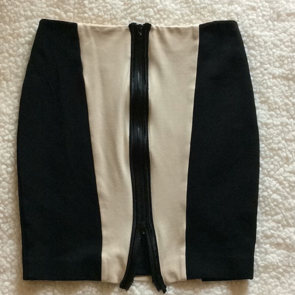 Bebe Color Block Skirt - Picture 2 of 2